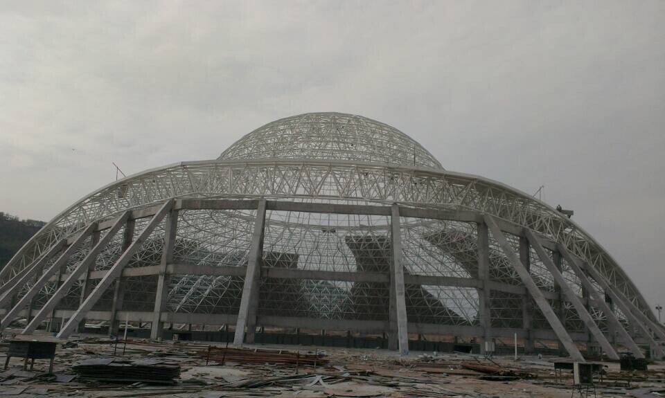 德令哈体育场馆网架工程